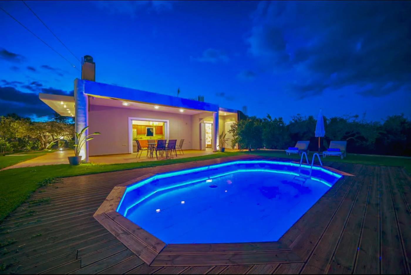 Villa Lima Pool & Jacuzzi Chania Vámos